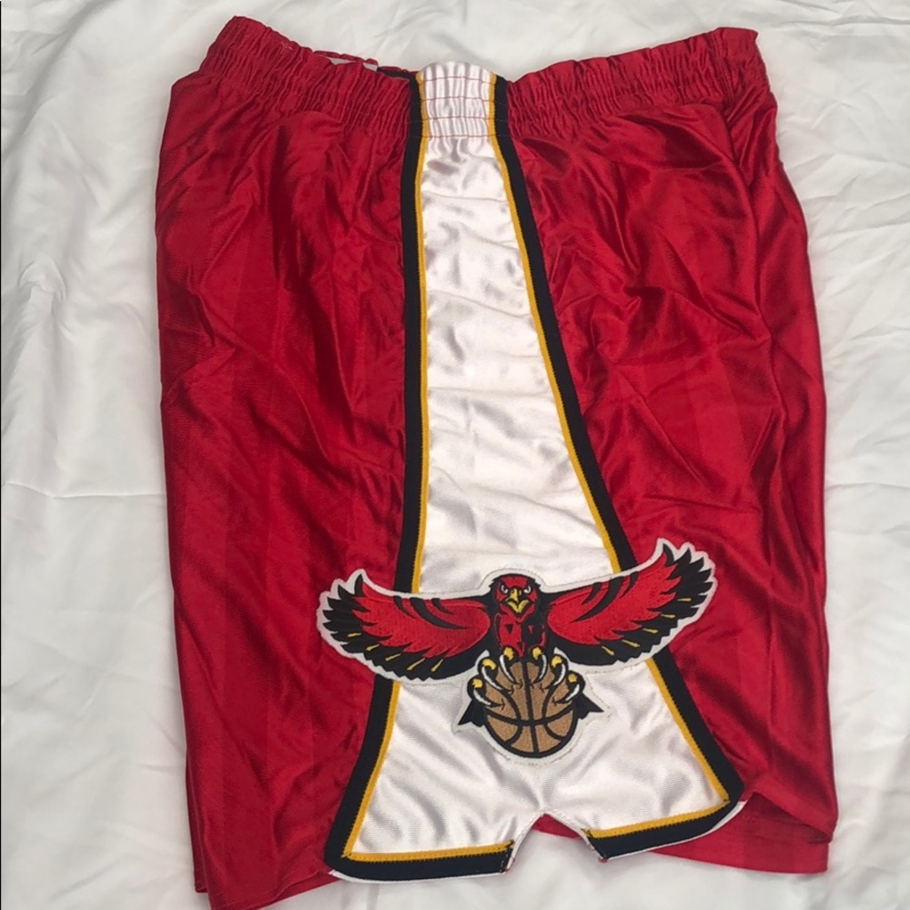 NBA Authentic Atlanta Hawks Men’s Shorts 38